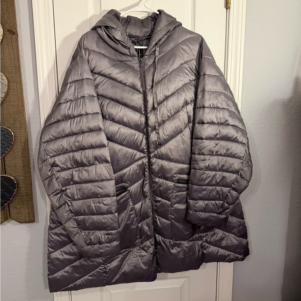 Lane Bryant Metallic Gray Puffer Longer Length Packable Jacket